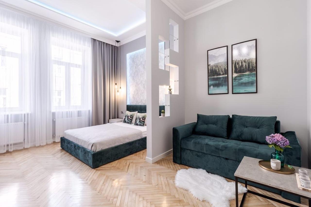 Modern Apartment 利沃夫 外观 照片